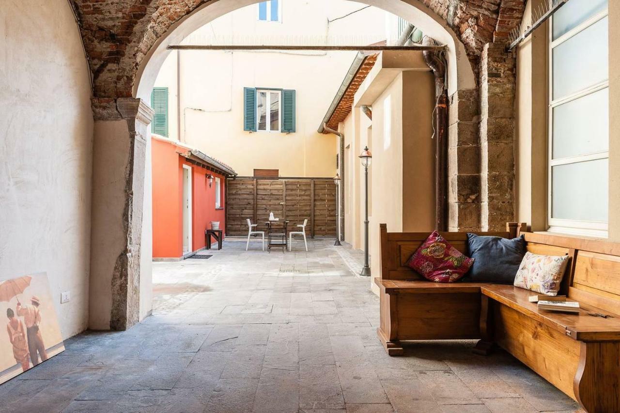 Cortile In Centro - Charm Suite Heart Of Lucca Exterior foto